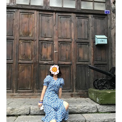 Váy dáng dài xẻ tà tay phồng sang chảnh - Thanh lí 1