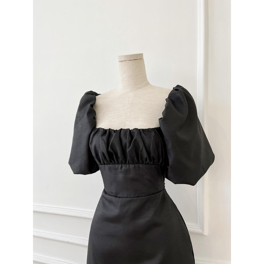 Đầm tay phồng chéo lưng