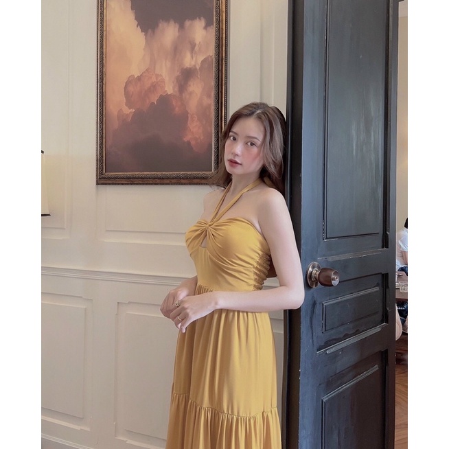 ĐẦM MAXI CỔ YẾM