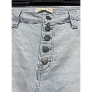 Quần Jeans Nữ Ống Loe 5 Nút