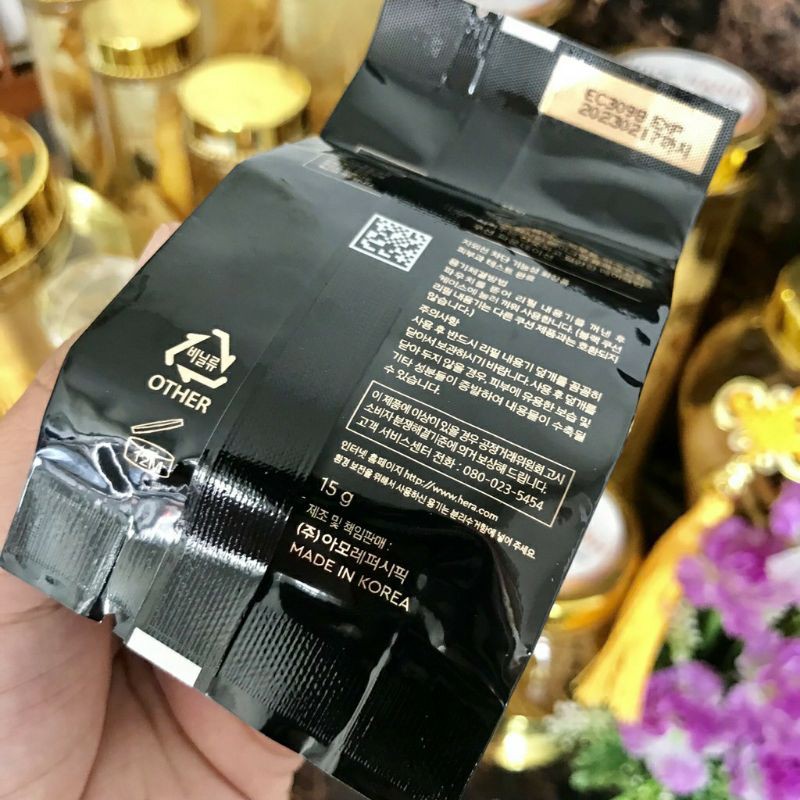 Lõi cushion Hera Black tone 21 | BigBuy360 - bigbuy360.vn