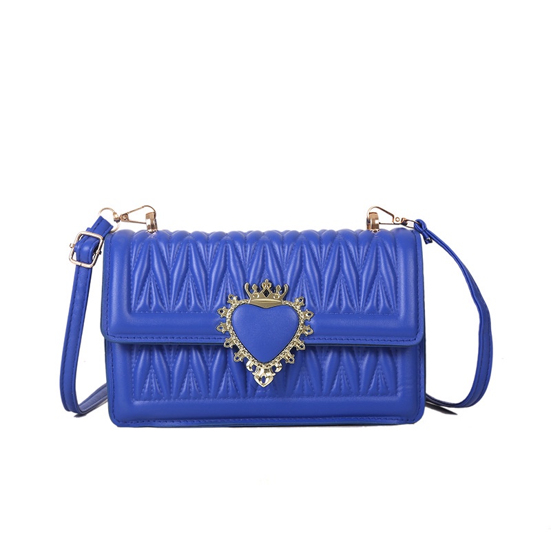 Túi IELGY đeo chéo phối đồ phù hợp và thời trang cho nữ