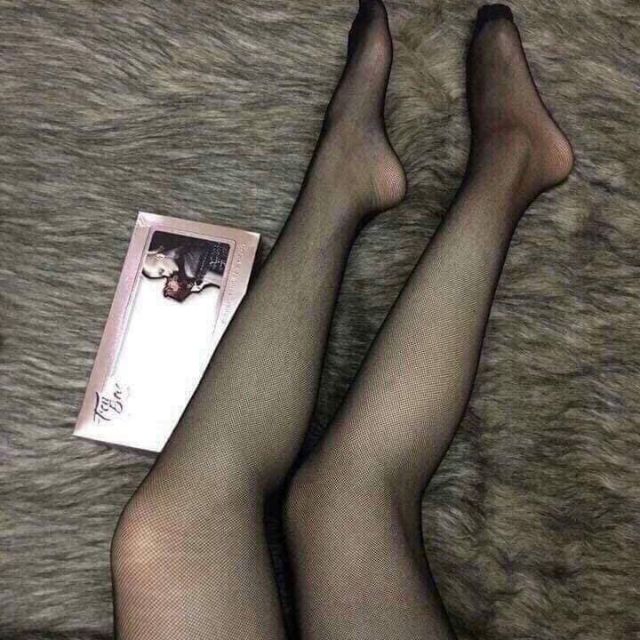 Tất lưới.....