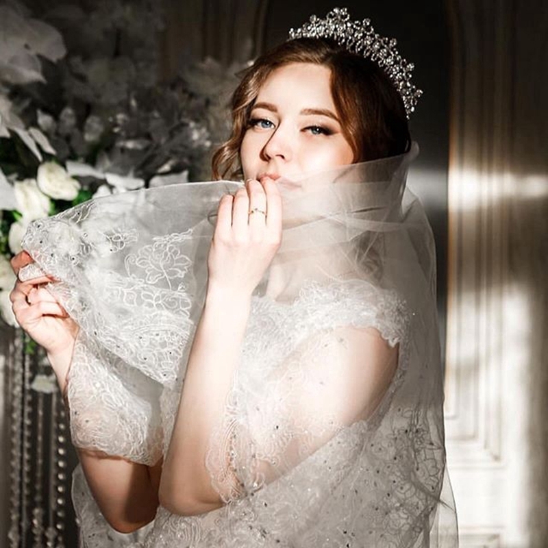 Vương miện công chúa tinh tế dùng chụp ảnh hóa trang tiệc cưới