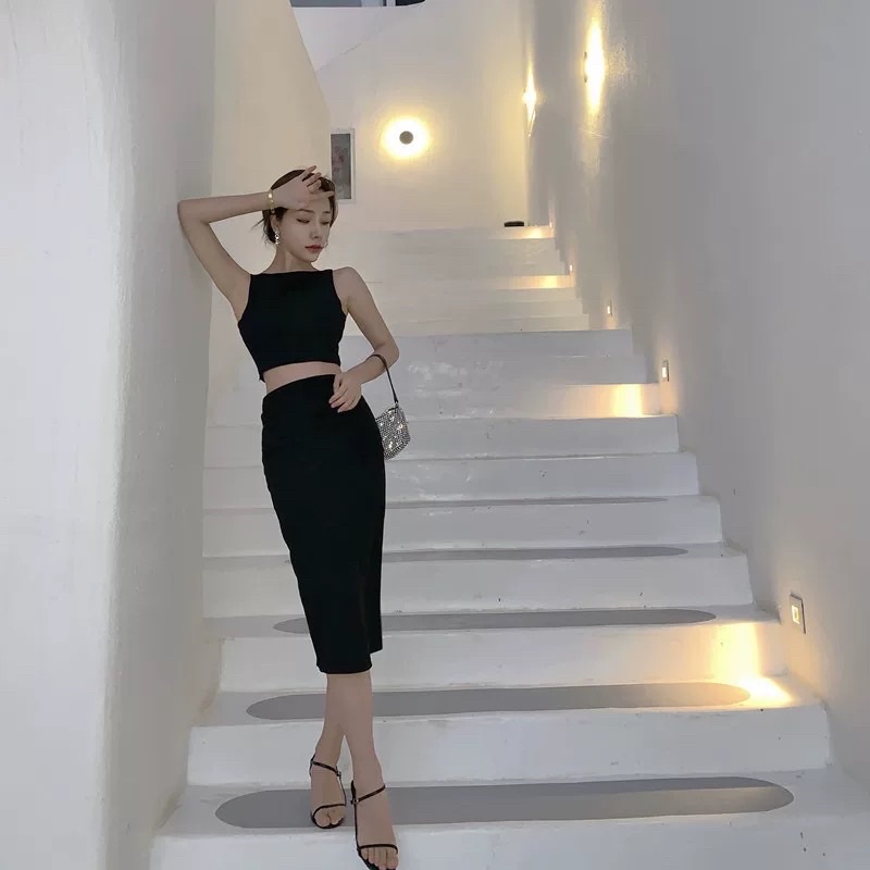 Set váy thiết kế croptop siêu xinh gôafm áo và chân váy