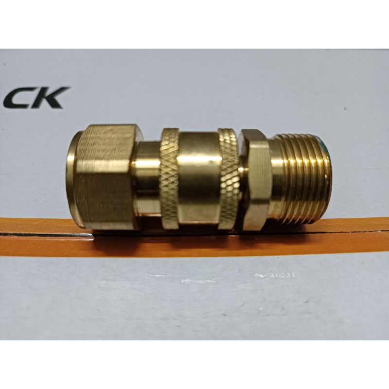 Máy rửa xe DEKTON DK-CWR2801 chống giật model 2023