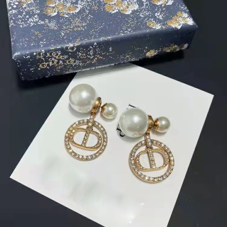 Khuyên Tai Nữ Đính Ngọc Trai Phong Cách Thời Trang Hàn Quốc