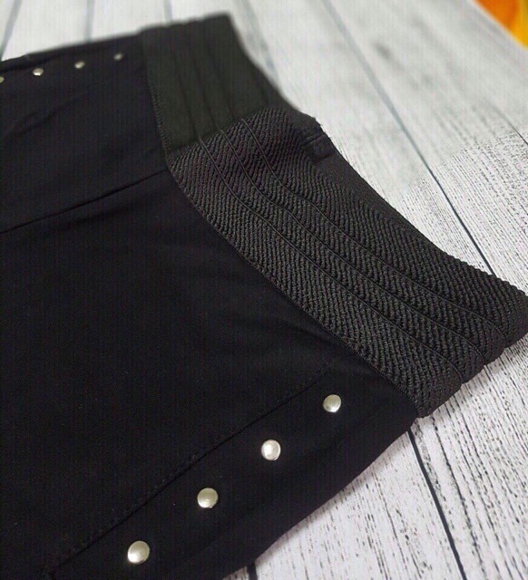 Quần legging nạm đinh | BigBuy360 - bigbuy360.vn