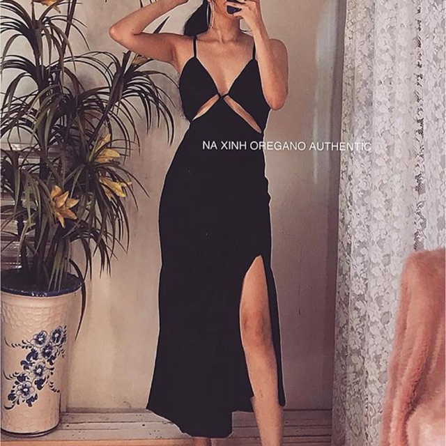 đầm xẻ tà hai dây