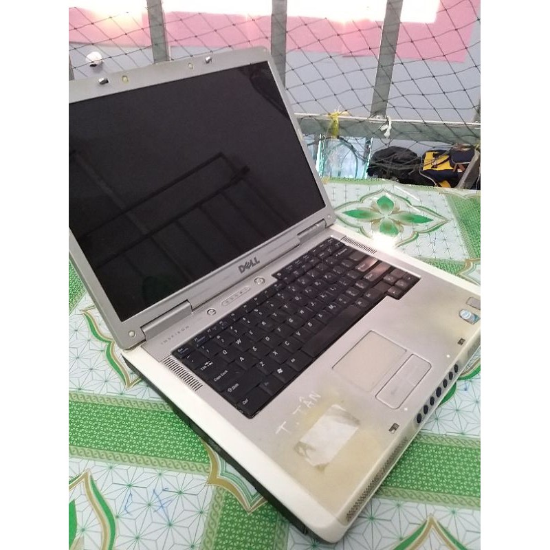 Laptop Dell core 2 giá rẻ như hình. Máy không pin , còn xài tốt | BigBuy360 - bigbuy360.vn