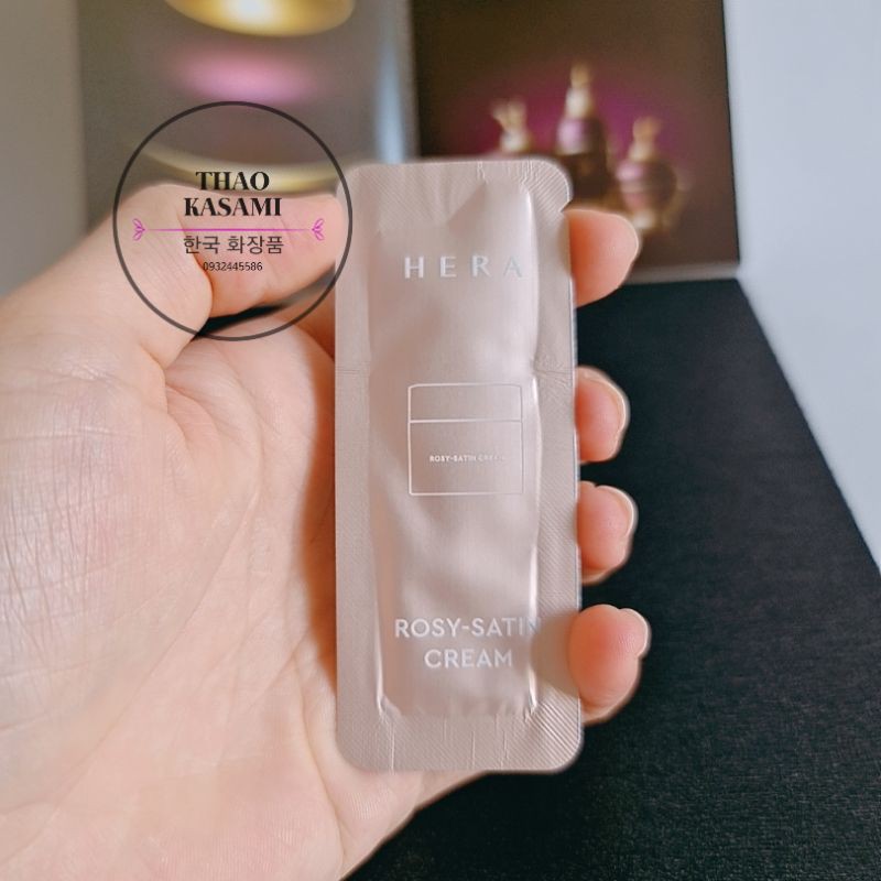 Gói sample Kem dưỡng da chống lão hoá HERA ROSY- SATIN CREAM 1ml | BigBuy360 - bigbuy360.vn