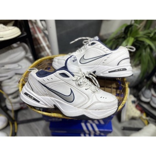 GIÀY NIKE AIR MONARCH