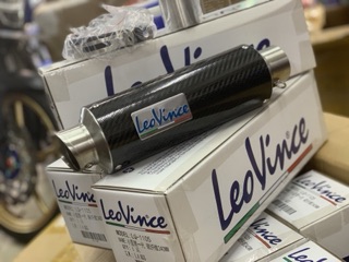 Lon pô levince cacbon dài