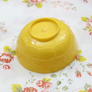 Chén học vẽ nail