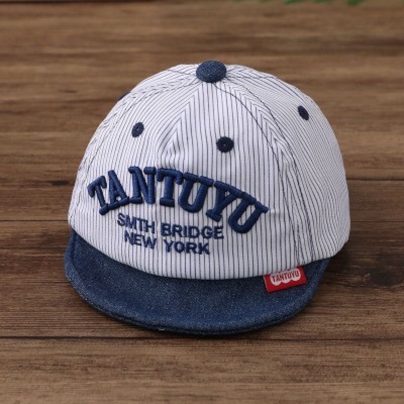 Thanh lý combo giày mũ cho bé