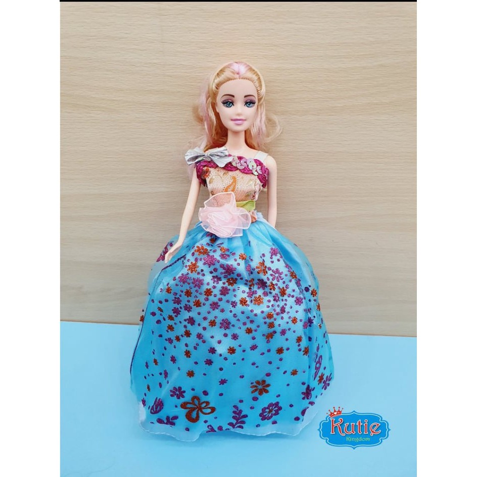 búp bê thời trang công chúa barbie