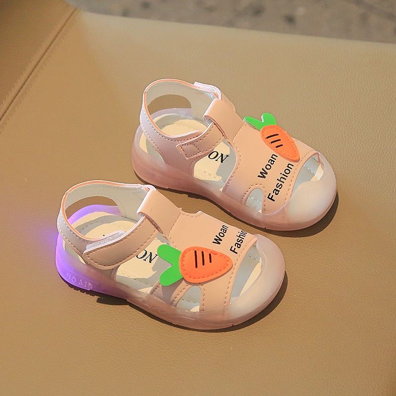 Sandal Tập Đi Cho Bé Gái Có Đèn Led Phát Sáng Chống Vấp Họa Tiết Carot Đáng Yêu Cho Bé 0 - 3 Tuổi ( A - 311 )