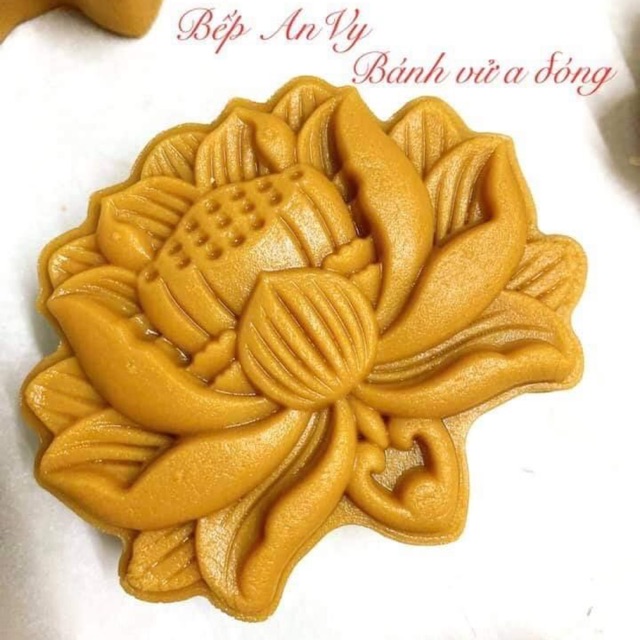 Khuôn lò xo sen xoè 1 nhấn 1 mặt đóng bánh từ 150-180g