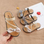 Sandal cho bé - dép đi biển cho bé gái quai da, nơ vải kẻ, đế trống trượt MG Baby mã 825 ( có video&amp;ảnh thật)