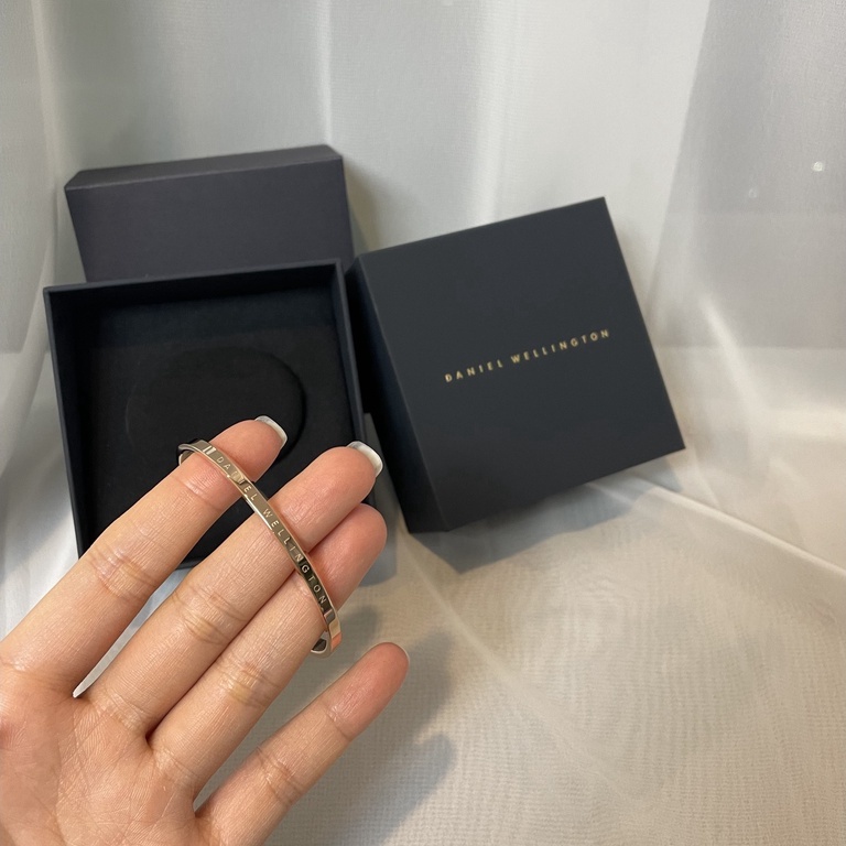 Vòng Tay DW Class Braclet Rose Gold DW V1 Chính Hãng Full Box