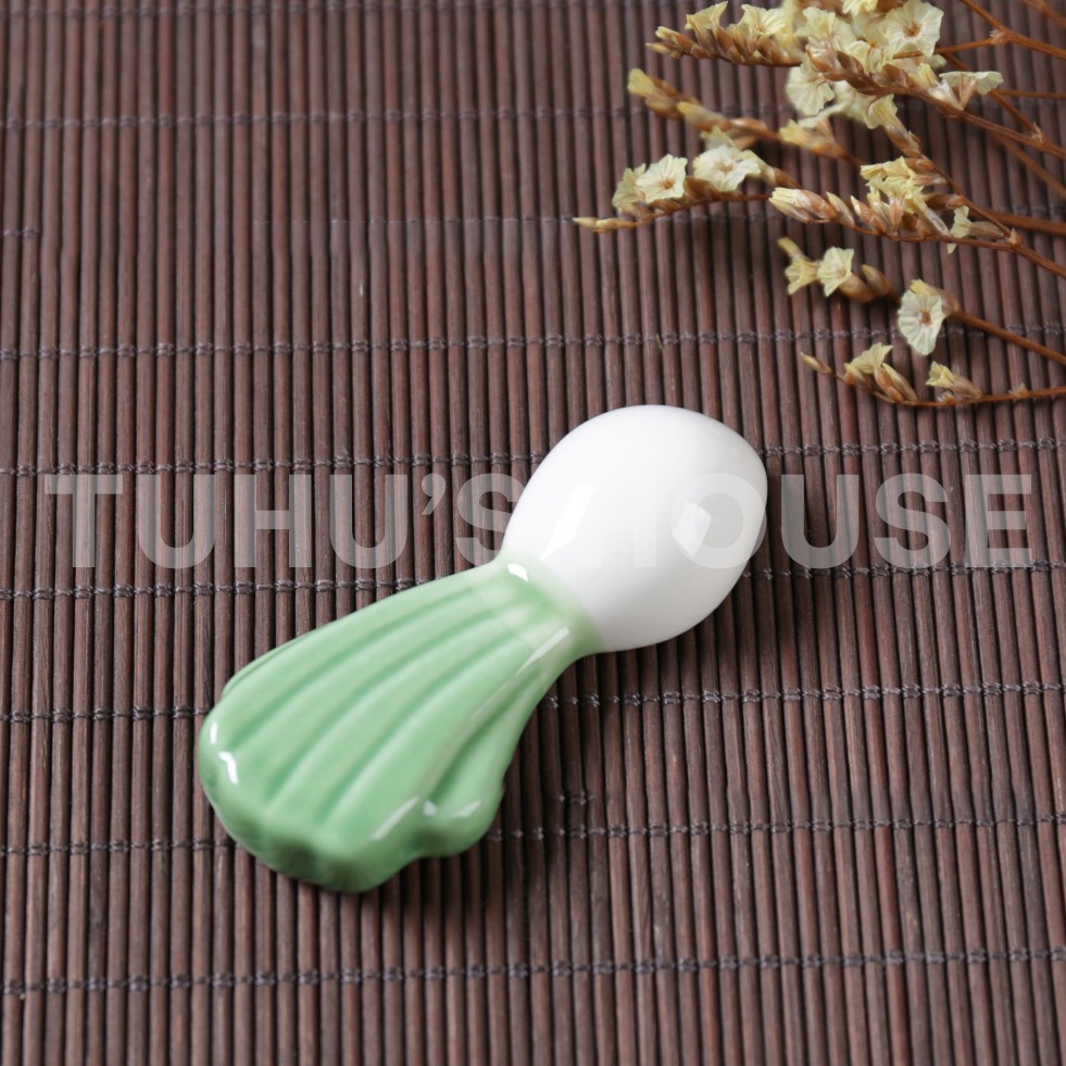 Gác đũa hình RAU CỦ bằng gốm sứ, phụ kiện trang trí bàn ăn dễ thương đầy màu sắc - TUHUHOUSE