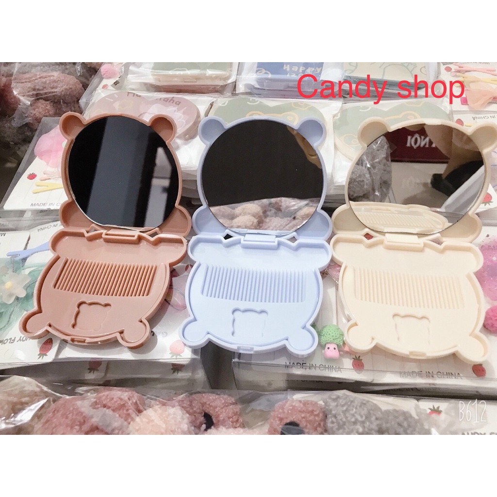 Gương mini cầm tay Hàn Quốc dễ thương kèm lược