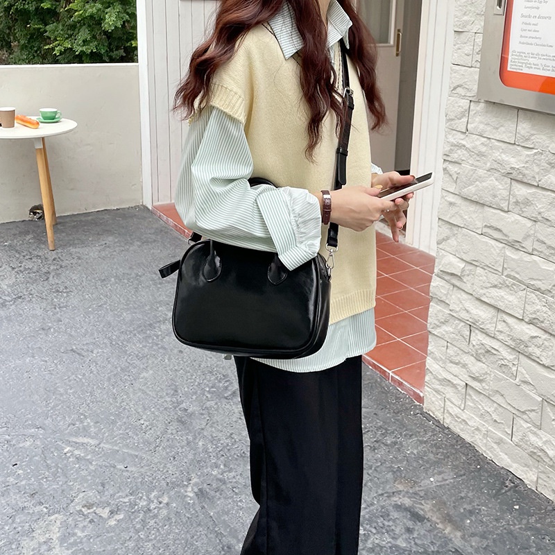 Túi Đeo Chéo Một Bên Vai Bằng Sáp Dầu Nhỏ Phong Cách Hàn Quốc Thời Trang Xuân Hè Hàng Mới Dành Cho Bạn Nữ 2021
