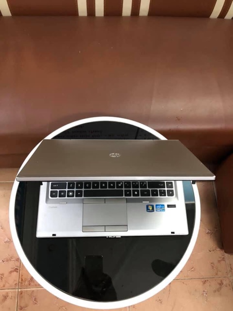 Laptop HP 8470P vỏ nhôm nguyên khối tiêu chuẩn Mỹ