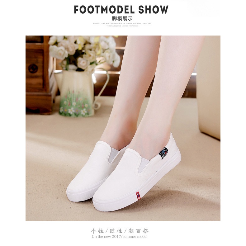 Giày Lười Canvas Màu Trắng Kiểu Dáng Đơn Giản Trẻ Trung20210704 | BigBuy360 - bigbuy360.vn