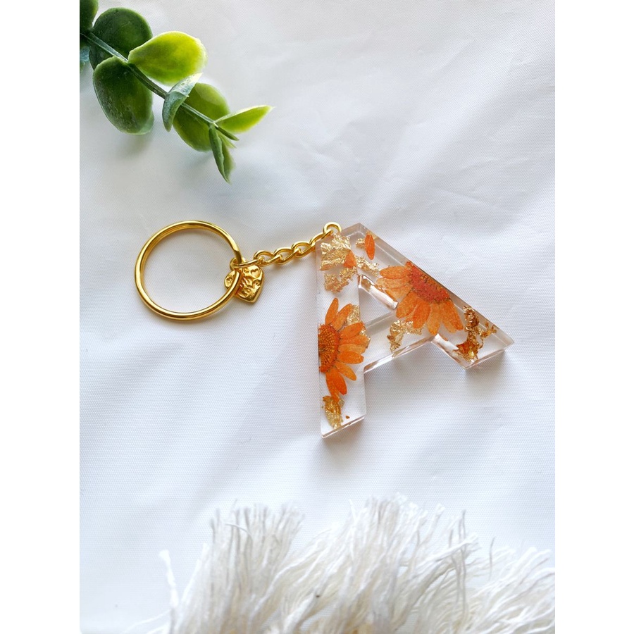 Móc khóa thiết kế theo tên riêng handmade Resin - Name