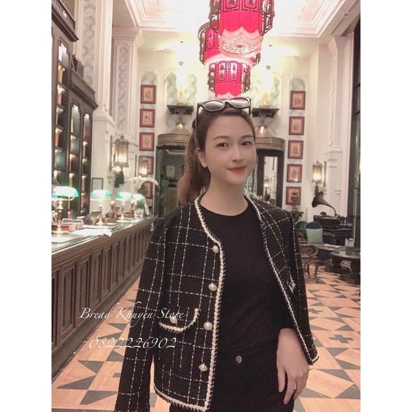 Áo khoác dạ viền