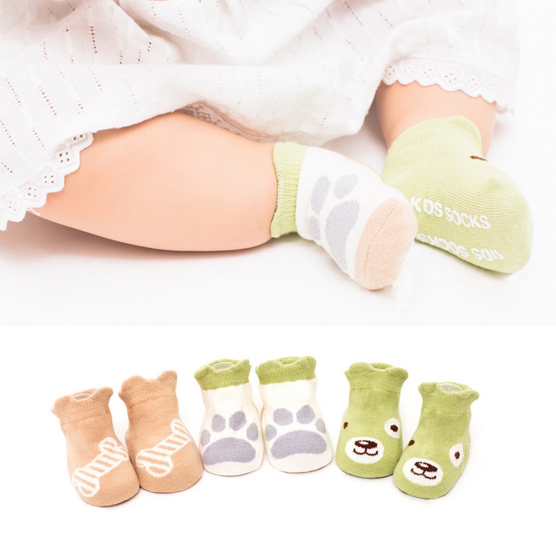 Set 3 Đôi Vớ Cotton Chống Trượt In Hình Thú Hoạt Hình Dành Cho Em Bé 0-2 Tuổi