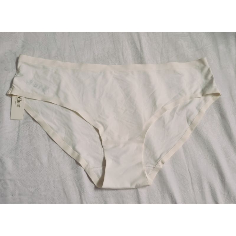 Quần lót nữ không đường may Corele.V 0116A