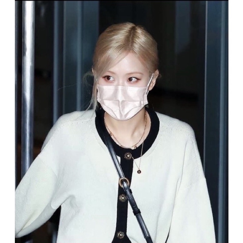 Áo cardigan len dệt kim sang chảnh giống Rosé BLACKPINK