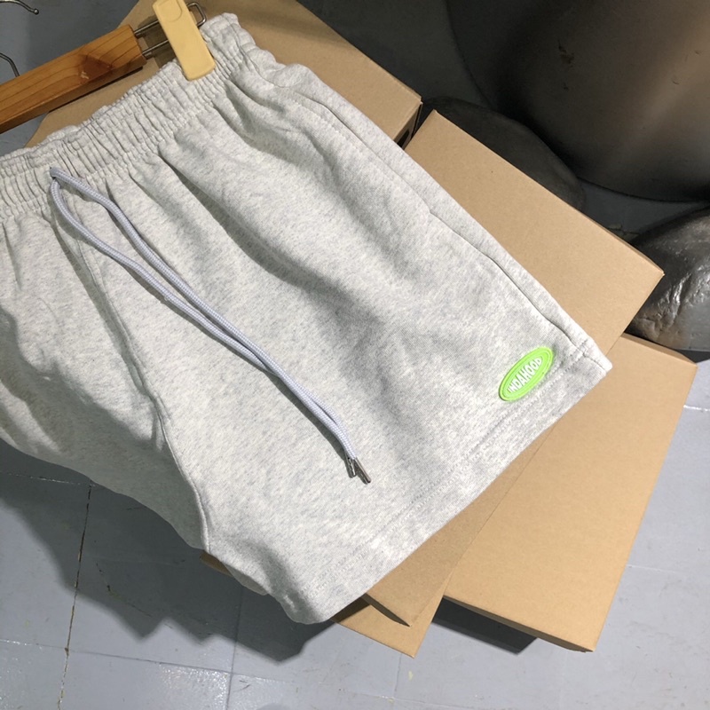 Quần short thun Logo Oval Neon Unisex | BigBuy360 - bigbuy360.vn