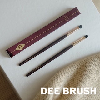 Cọ môi Charlotte Tilbury Cọ Trang Điểm Siêu Xinh - Deebrush