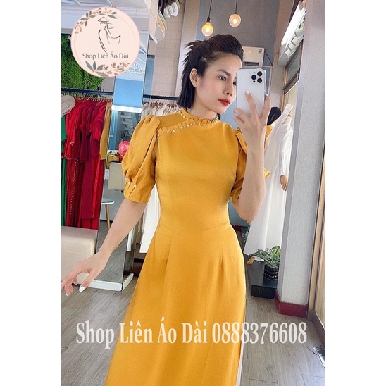 Áo dài cách tân nữ cổ xếp ly tay ngắn bo tay, áo dài thiết kế xếp ly kiểu cách trên phần thân trẻ, áo dài may sẵn