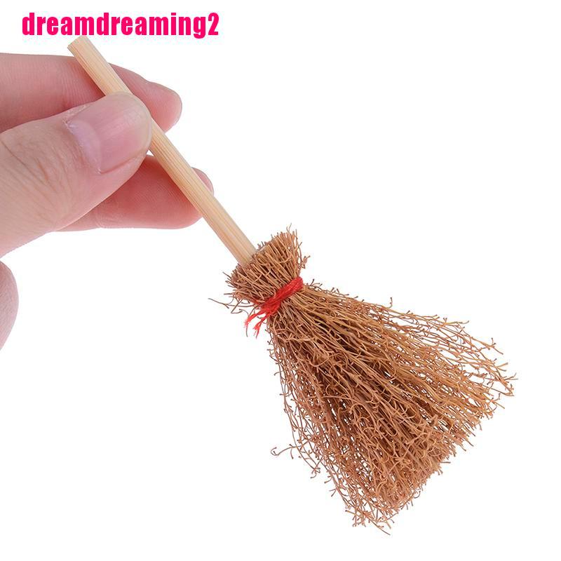 Bàn Chải Vệ Sinh Nhà Búp Bê Tỉ Lệ 1: