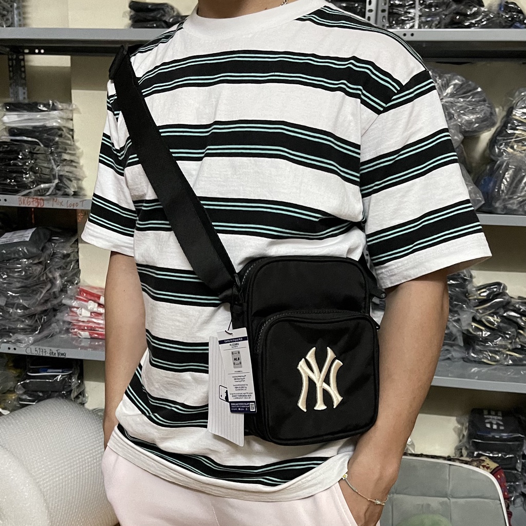 [ XUẤT DƯ XỊN ] Túi bao tử / Túi đeo chéo MLB NY Nylon Hip Sack NEW YORK YANKEES BLACK | ẢNH THẬT CHỤP TẠI SHOP | CÓ SẴN