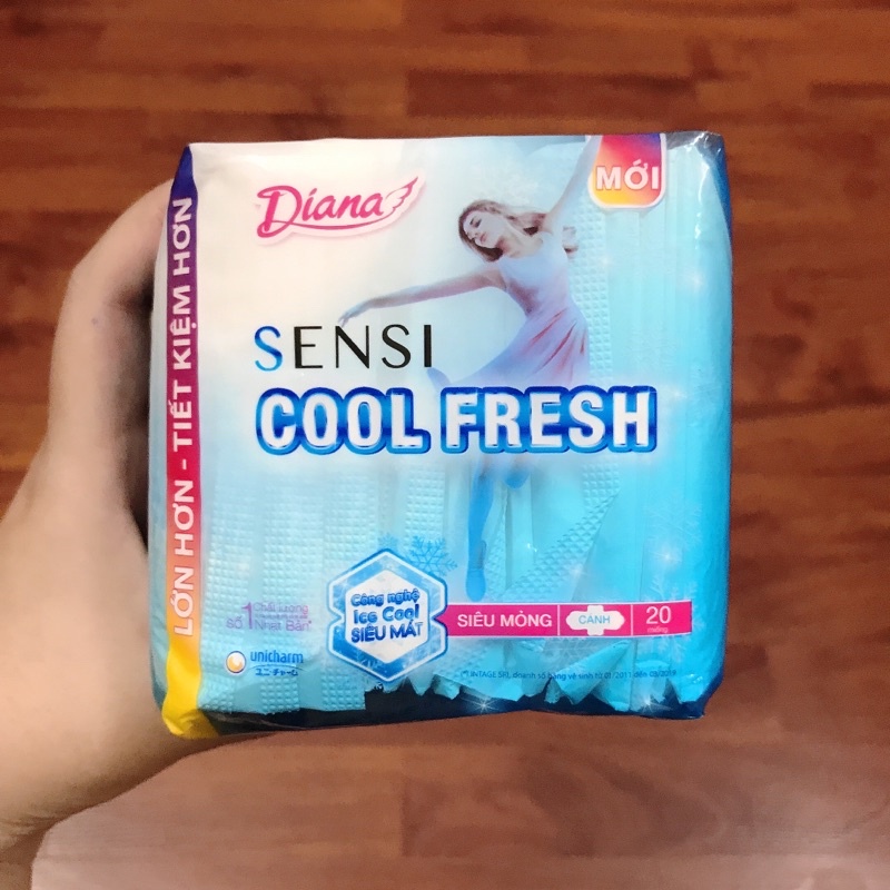 Băng Vệ Sinh Diana Sensi Cool Fresh Siêu Mỏng Cánh 23cm (20 miếng)