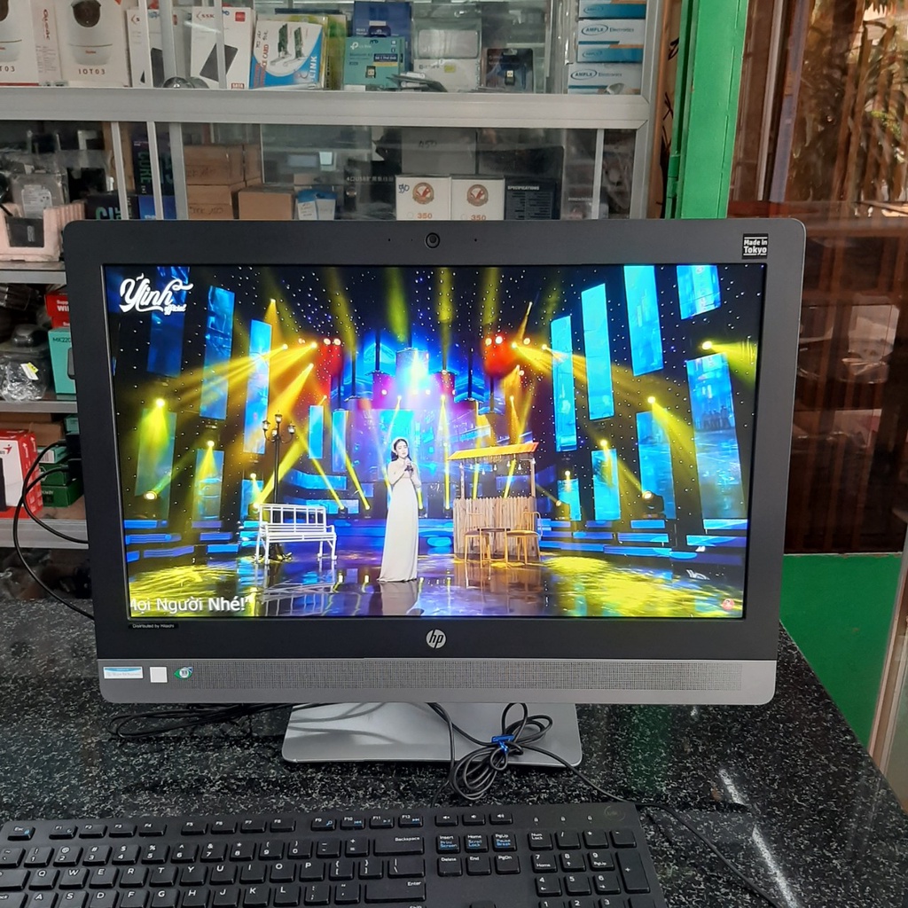 Máy tính All in one HP 600 G2 : i3-6100 8G 240G SSD LCD 22 inch Full HD