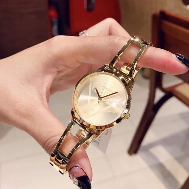 ⌚️GUESS Lola Gold W1145L4