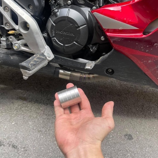 Khâu tản nhiệt, lông đền cổ pô chất liệu nhôm CNC cổ pô titan phi 27mm xe WAVE, DREAM, VARIO, FU LED