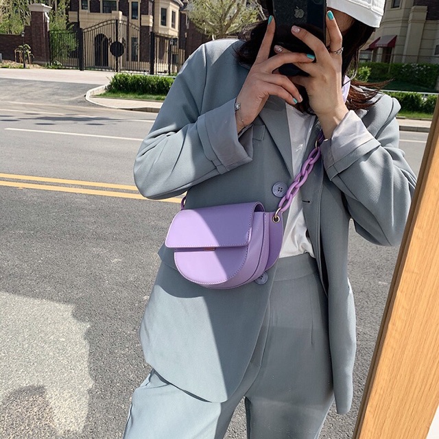 Túi đeo chéo hình bán nguyệt xinh xắn - ST243