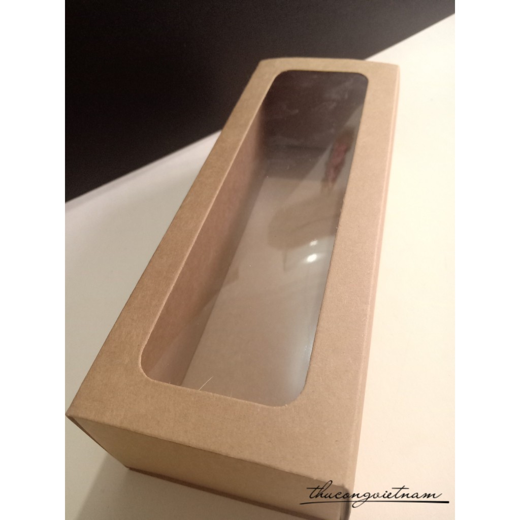 Hộp quà kéo có kiếng 23*8*6cm