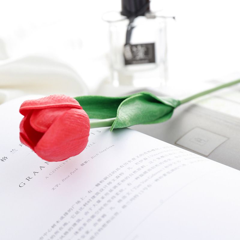 Hoa Tuylip Giả PU - Decor Studio, Trang Trí Phòng Khách, Để Bàn