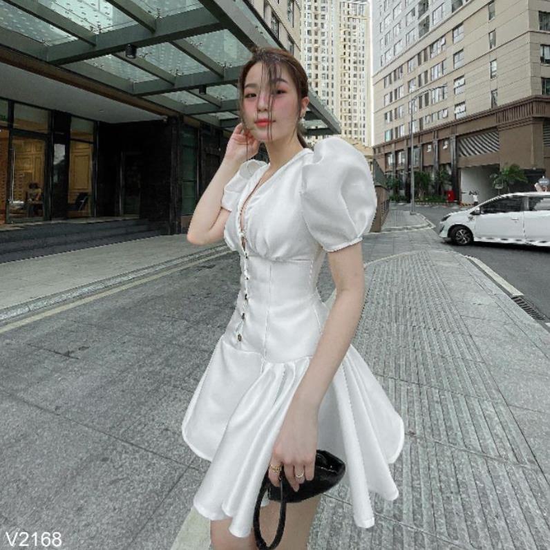 Đầm trắng cổ V đuôi bèo xếp li Tata Dress | BigBuy360 - bigbuy360.vn