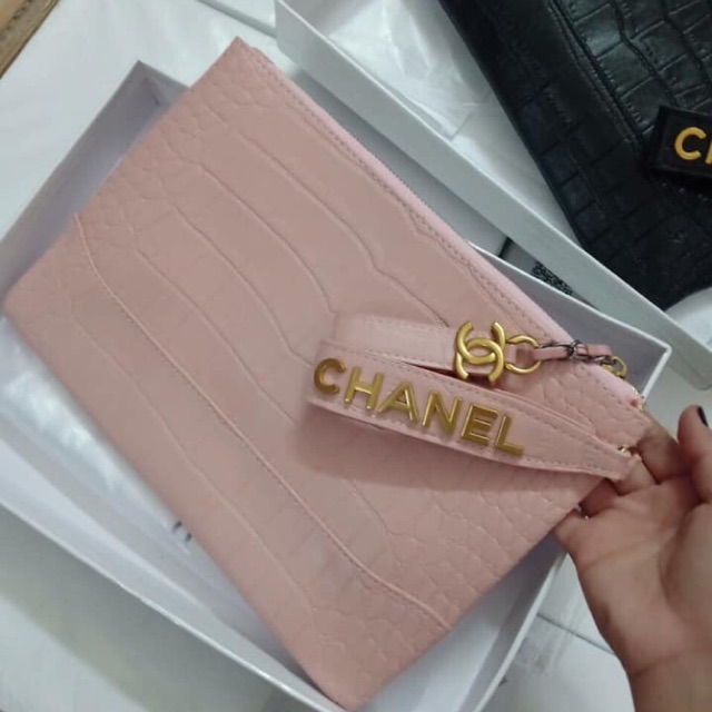 Cluth CN  gabrielle hot hit