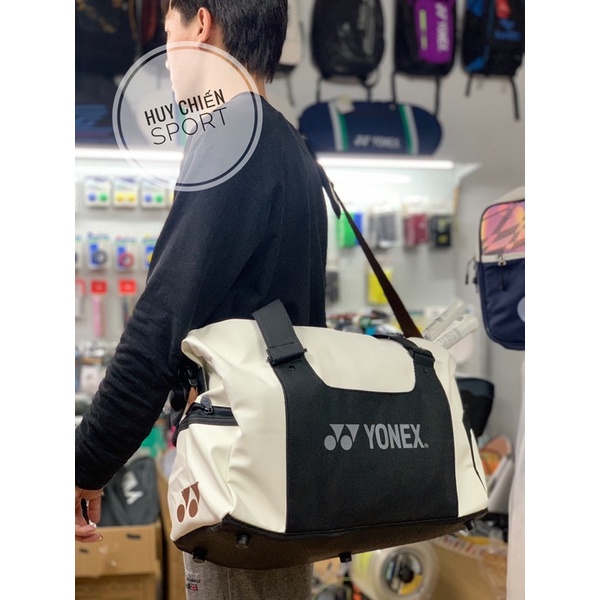 Túi Yonex đeo chéo mới nhất 2021