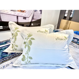 Vỏ gối 45x65 EVERON chính hãng (bị ố thanh lý) thêu dây leo nền trắng